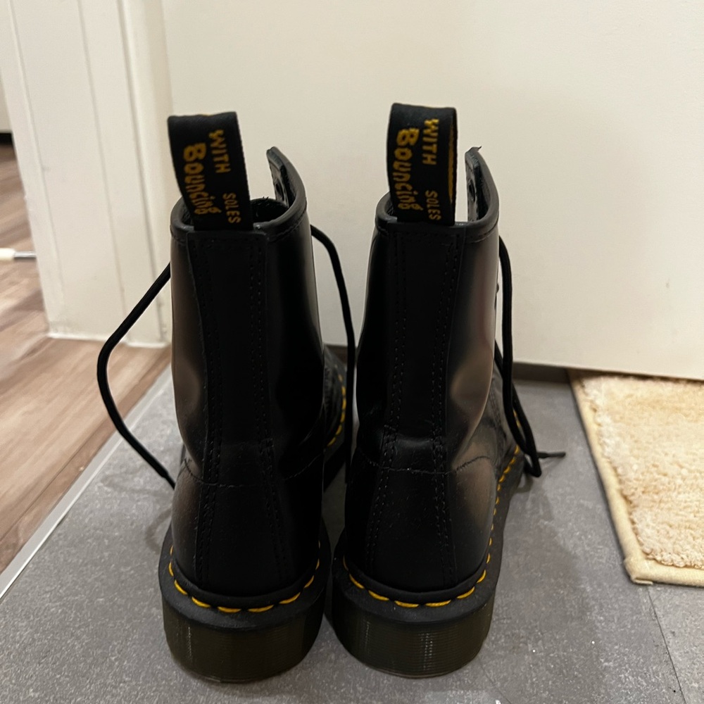 dr martens - Picture 3 of 4